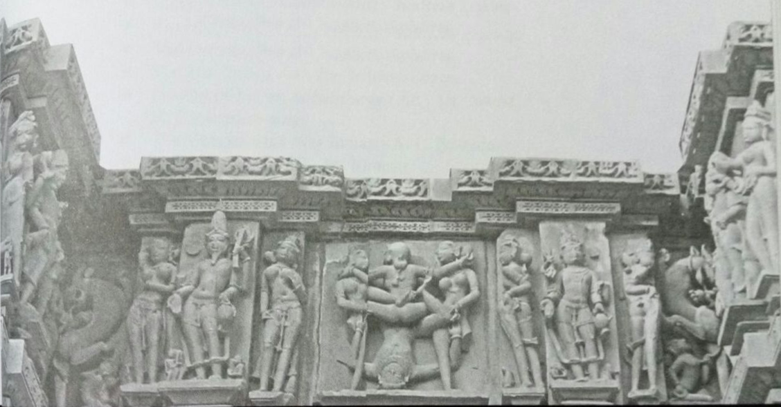 रॉय किणीकर कामशिल्प